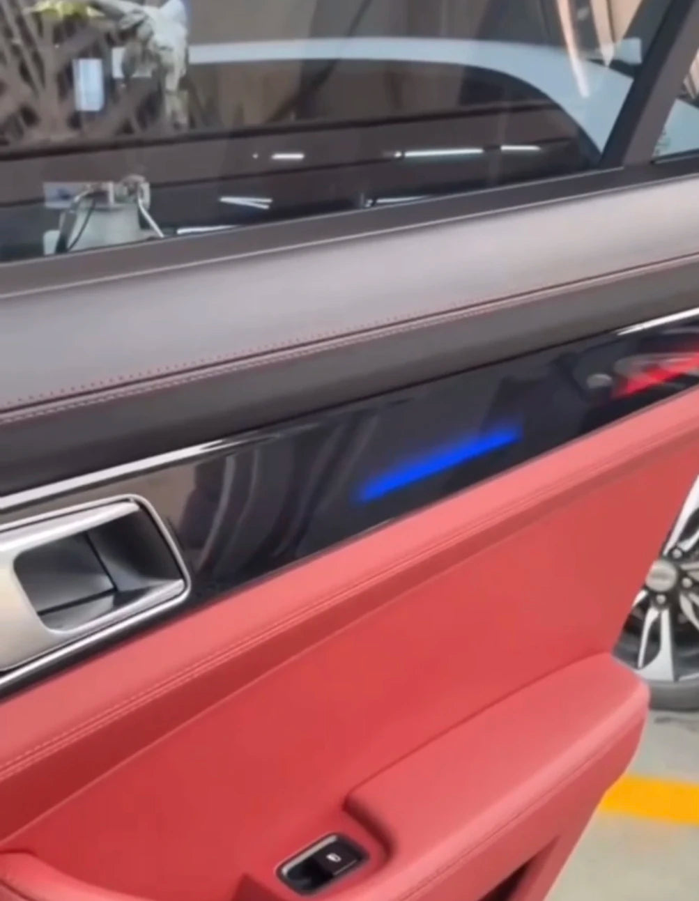 New Car Ambient Symphony Light Atmosphere LED Dynamic and Shadow Style Trim Panel Lamp Suitable for Porsche Panamera 2017-2023