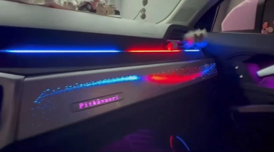 Factory Price Symphony Ambient Light Car Interior Atmosphere Lamp  Dynamic Multiple Colors Style Suitable for Audi Q3 2019-2024