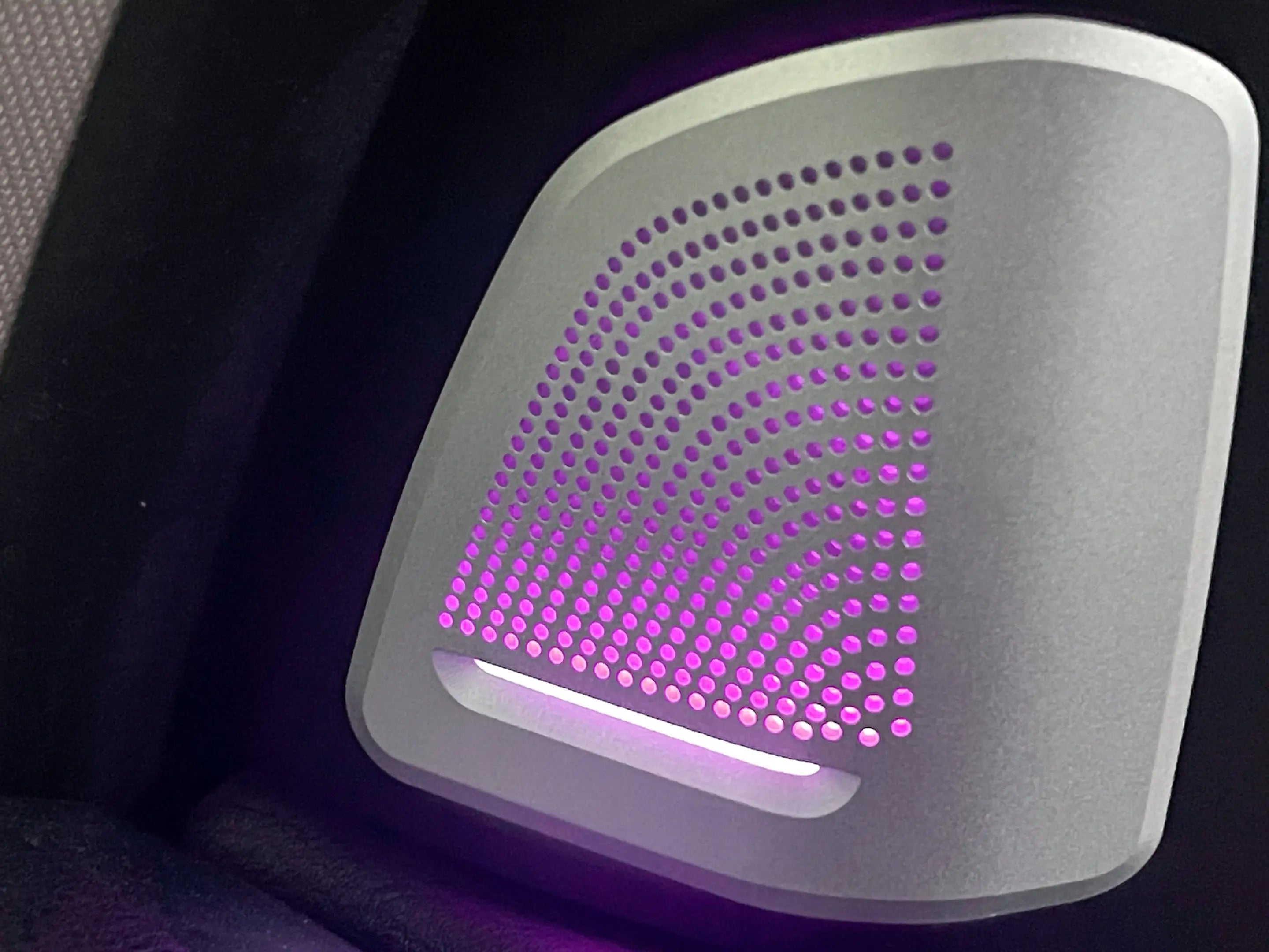 High Quality Auto Interior Symphony Dynamic Ambient for BMW 2015-2019 X6 (F16) Car Decorative Lighting Luminous Eight-piece Set